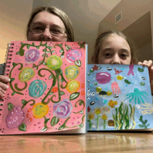 Creative bonding for moms and daughters