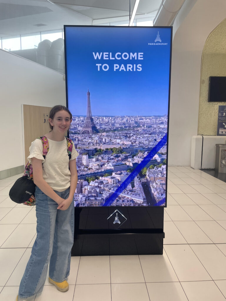 dearest daughter arriving in paris