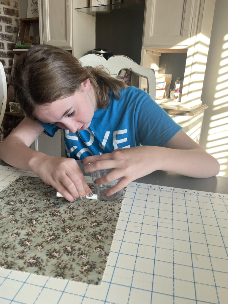 Cutting Fabric Acorns: A Simple Fall Craft 